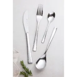 Maxwell & Williams Wayland Hammered 16-Piece Cutlery Set